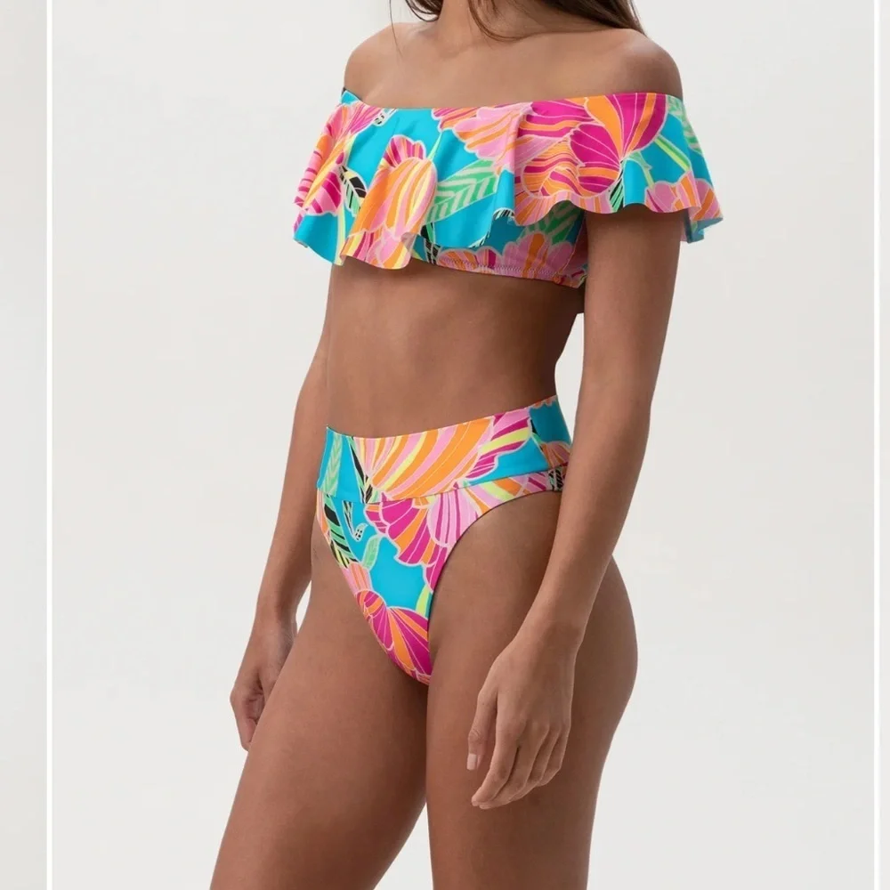 NWT Trina Turk Blue and Pink Bikini Set 2 piece Vibrant Swimwear size 10 - Picture 8 of 8